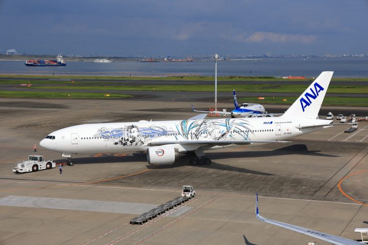 写真:JA745A