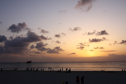 トロピカルビーチの夕景